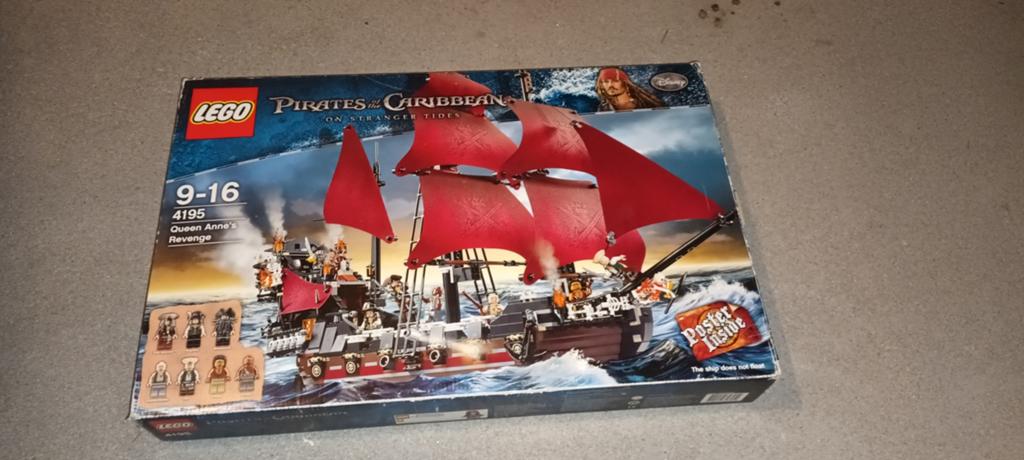 Lego Pirates of the Caribbean - Queen Anne's Revenge (4195), Kinderen en Baby's, Speelgoed | Duplo en Lego, Compleet, Gebruikt