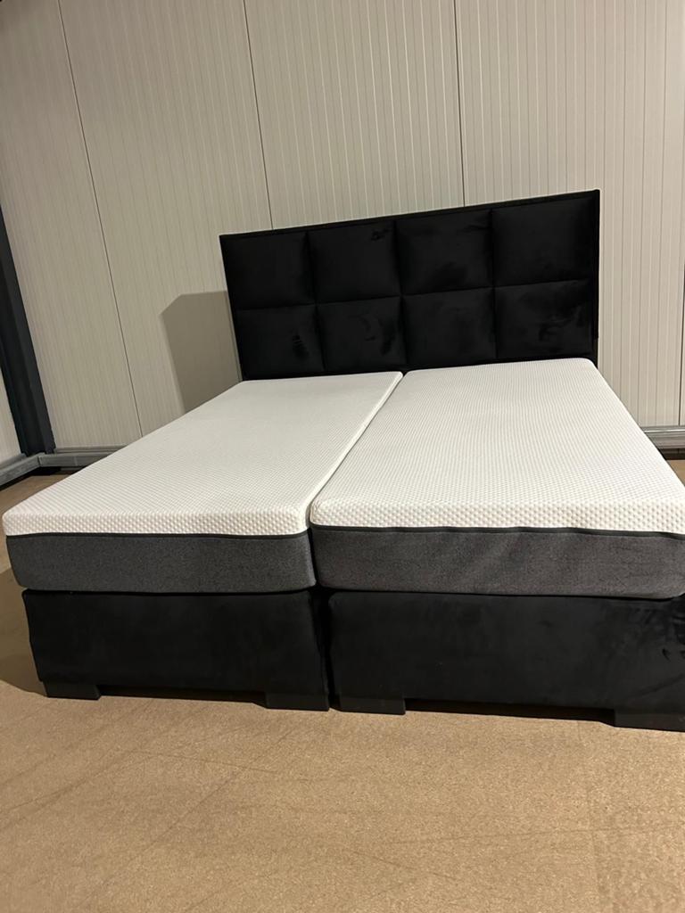 Boxspring Met Emma matrassen 180x200, Huis en Inrichting, Slaapkamer | Boxsprings, Ophalen of Verzenden, Zo goed als nieuw, Tweepersoons
