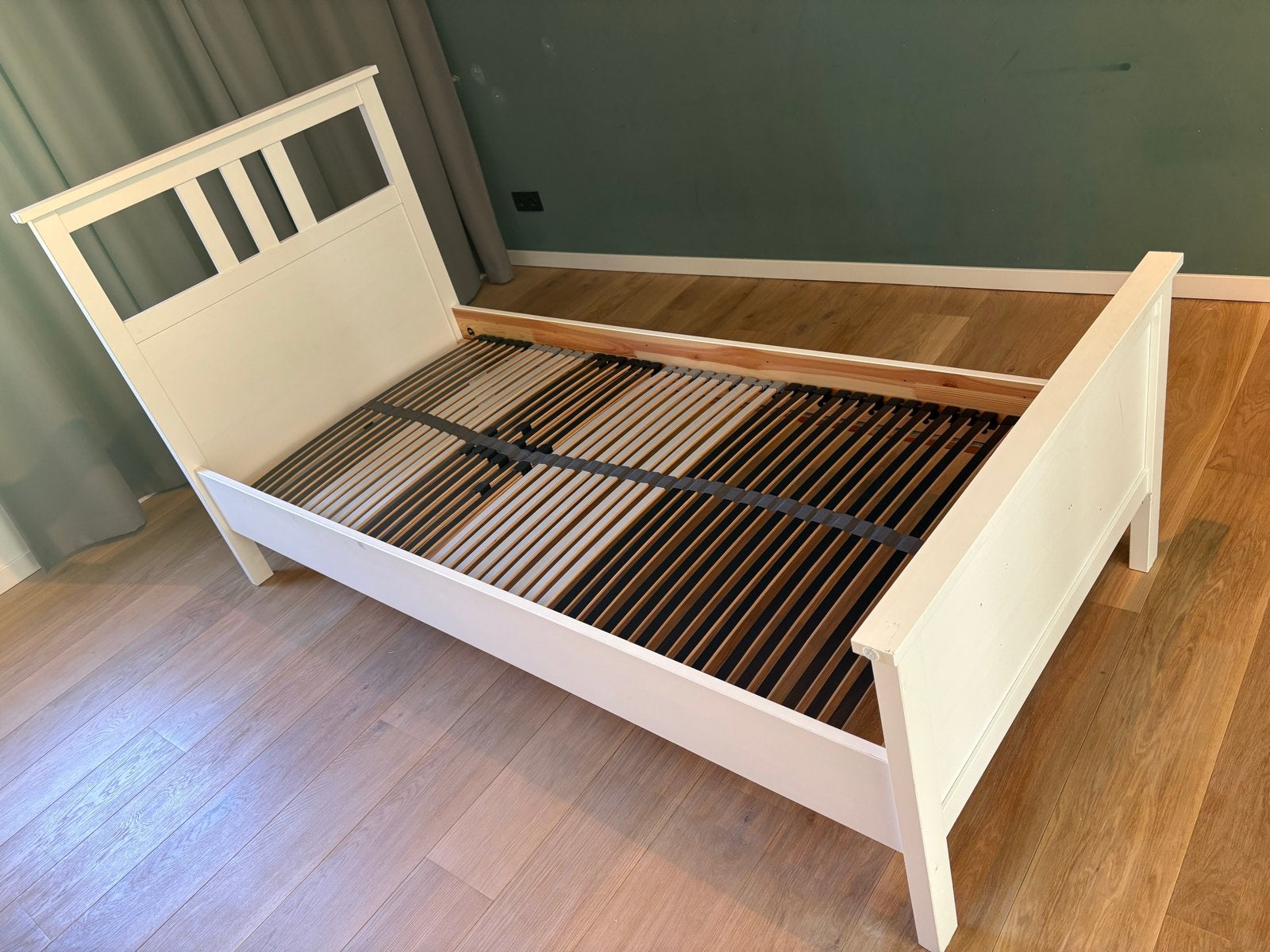 IKEA Hemnes bed inclusief lattenbodem, Huis en Inrichting, Ophalen, Gebruikt, 90 cm, Eenpersoons