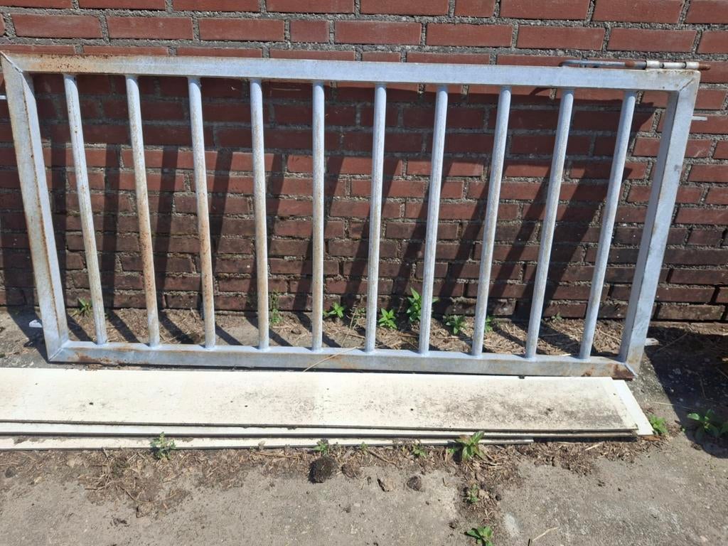 Zwaar ijzeren hek, Ophalen of Verzenden, Gebruikt, IJzer, Sierhekwerk