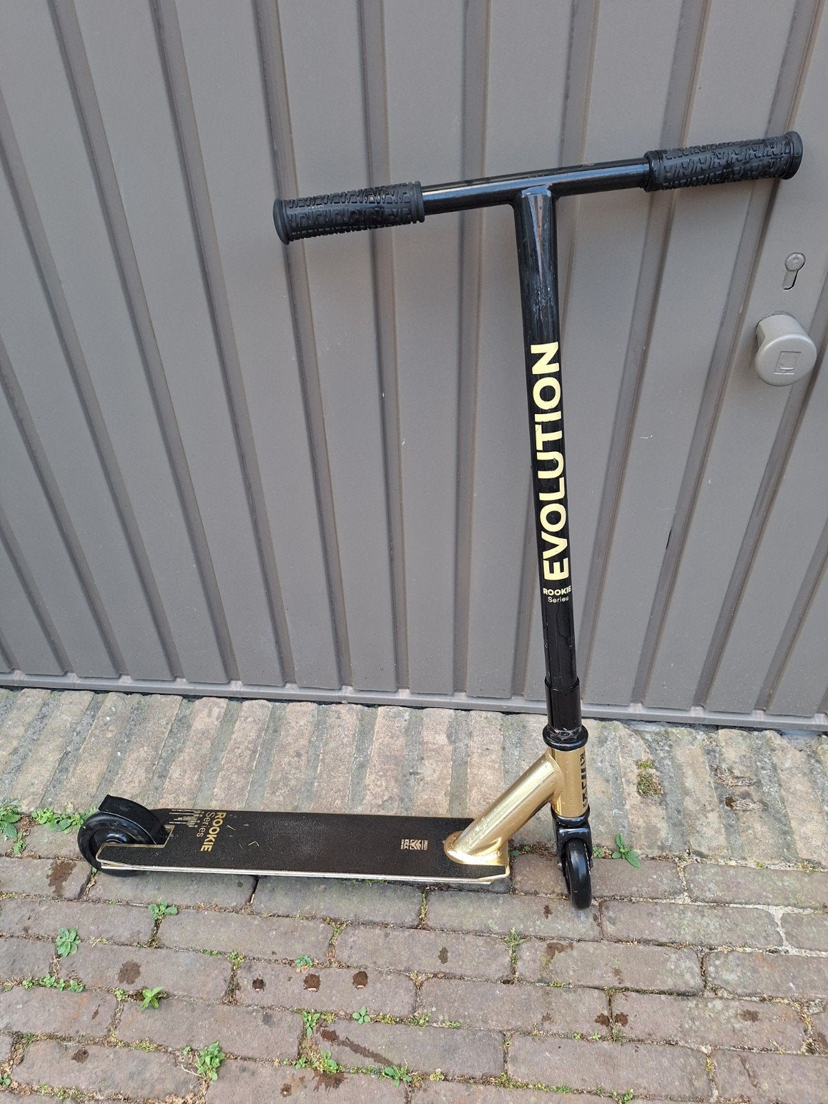 Stuntstep Evolution Rookie Goud met Zwart, Ophalen, Gebruikt, Gewone step