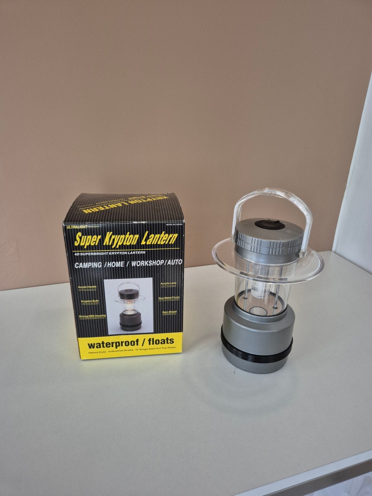 Nieuwe Campinglamp  Ultralight Krypton, Caravans en Kamperen, Ophalen of Verzenden, Nieuw, Batterij