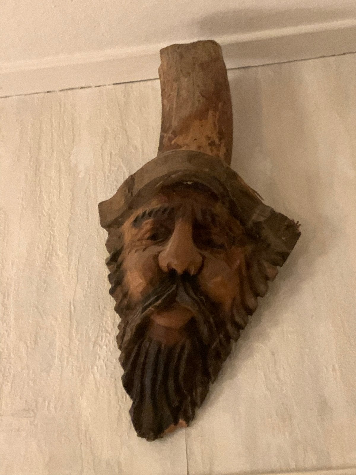 Houten wandmasker met baard - Handgesneden, Antiek en Kunst, Kunst | Beelden en Houtsnijwerken, Ophalen, Masker, Handgemaakt, 20 - 50 cm