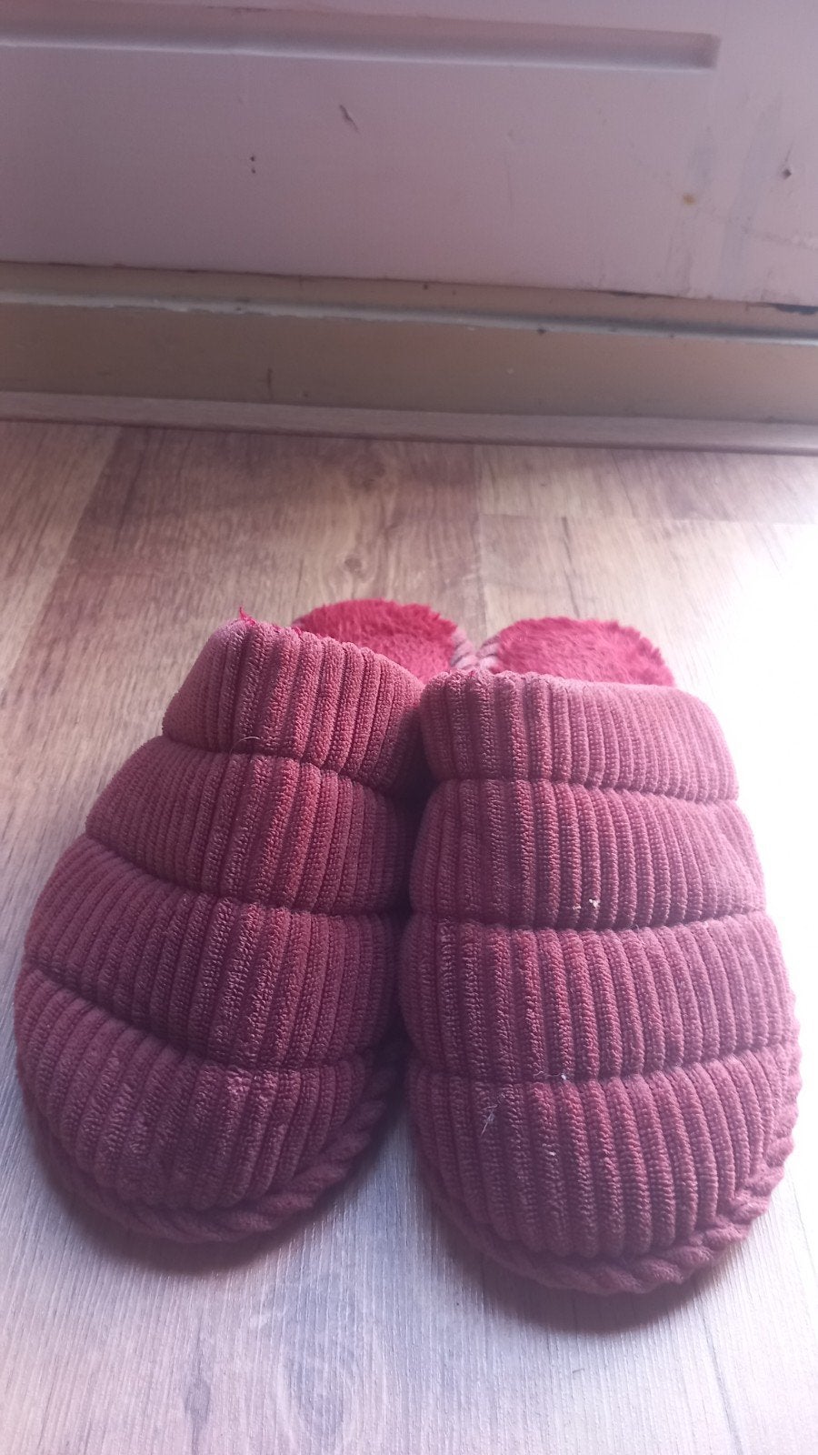 Fluffy sloffen, Ophalen, Zo goed als nieuw, Pantoffels of Sloffen, Rood