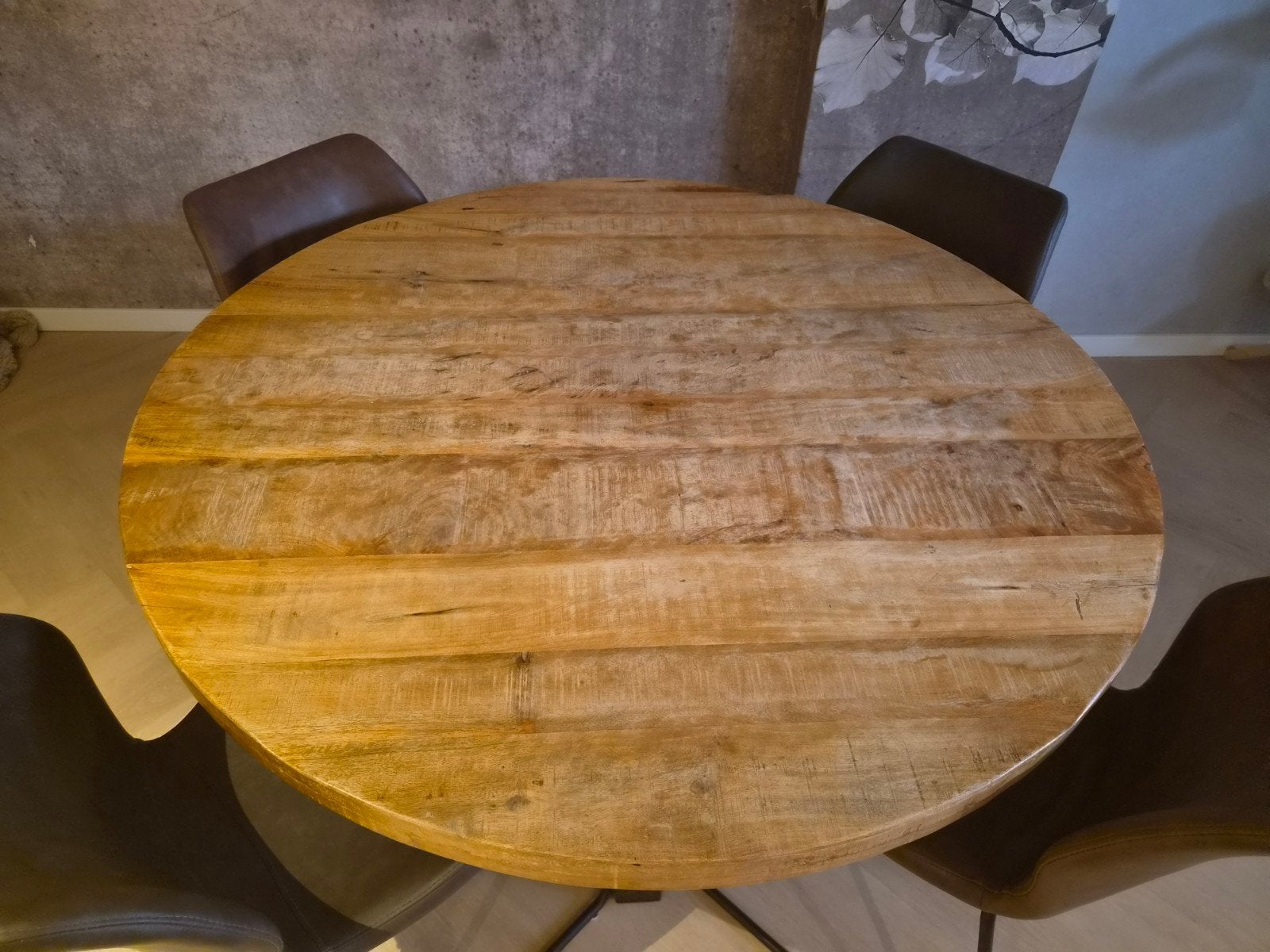 Mangohouten eettafel rond (130cm) met 4 stoelen, Huis en Inrichting, Gebruikt, Rond, Vier personen, Ophalen