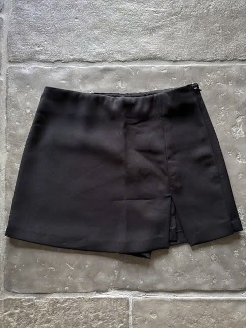 Chique zwarte skort broekrokje korte broek rokje Mt.XS Nieuw, Kleding | Dames, Zwart, Nieuw, Ophalen of Verzenden, Maat 34 (XS) of kleiner