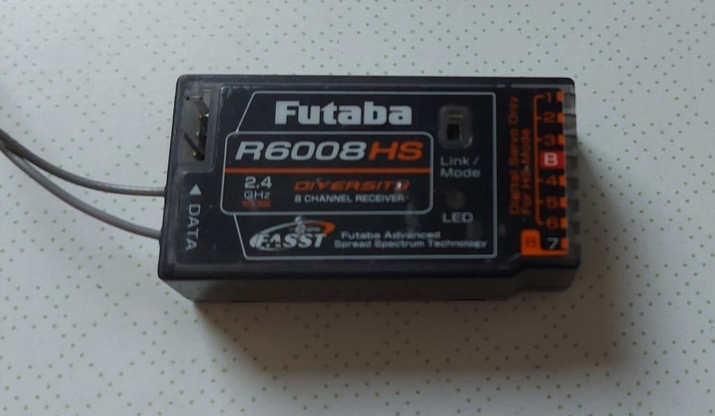 Futaba R6008HS 2.4 GHz Fasst ontvanger, Hobby en Vrije tijd, Modelbouw | Radiografisch | Vliegtuigen, Ophalen of Verzenden, Overige typen