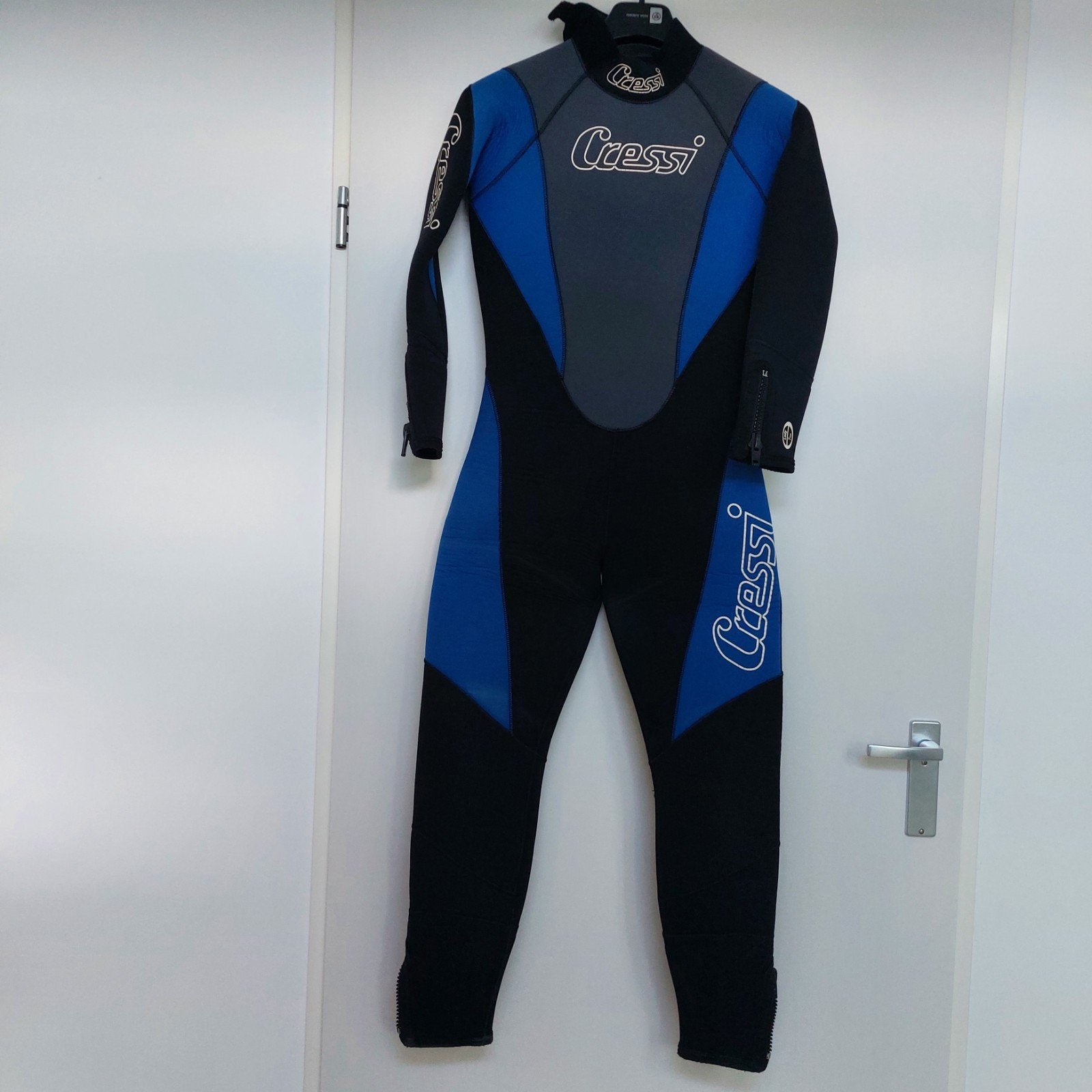 Cressi dames duikpak en shorts maat 3, beiden 7mm, Watersport en Boten, Duiken, Ophalen, Gebruikt, Duikpak