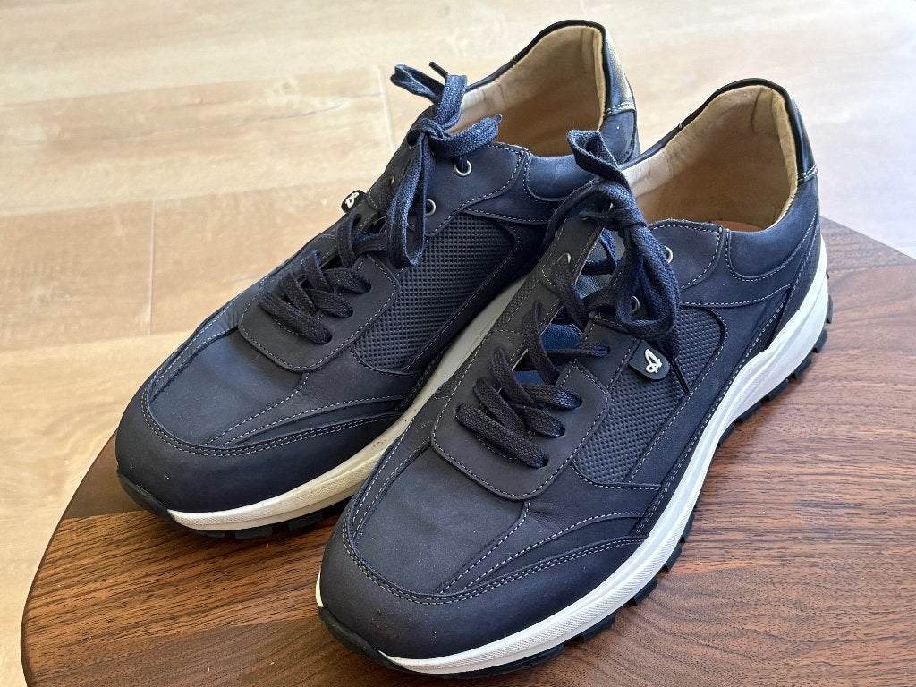 Australian Sneakers maat 43 - Nieuwstaat!, Blauw, Nieuw, Ophalen of Verzenden, Sneakers of Gympen