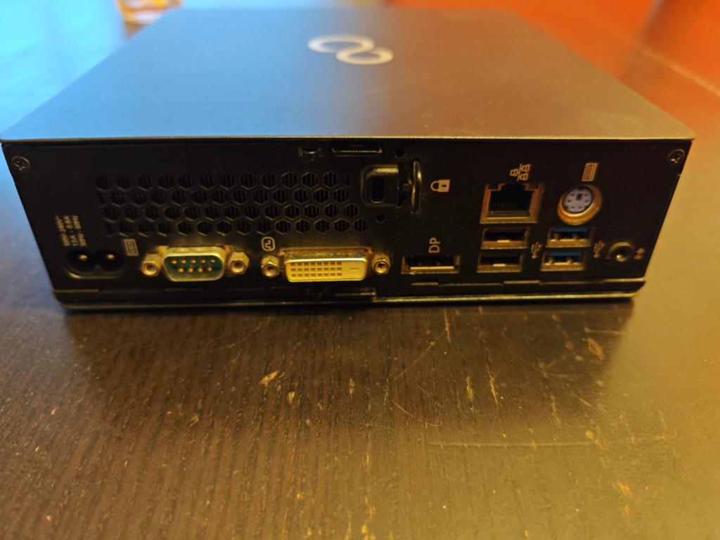 Fujitsu Esprimo Q556 Mini PC - Zuinig & Krachtig, Computers en Software, Gebruikt, 8 GB, Ophalen of Verzenden, SSD