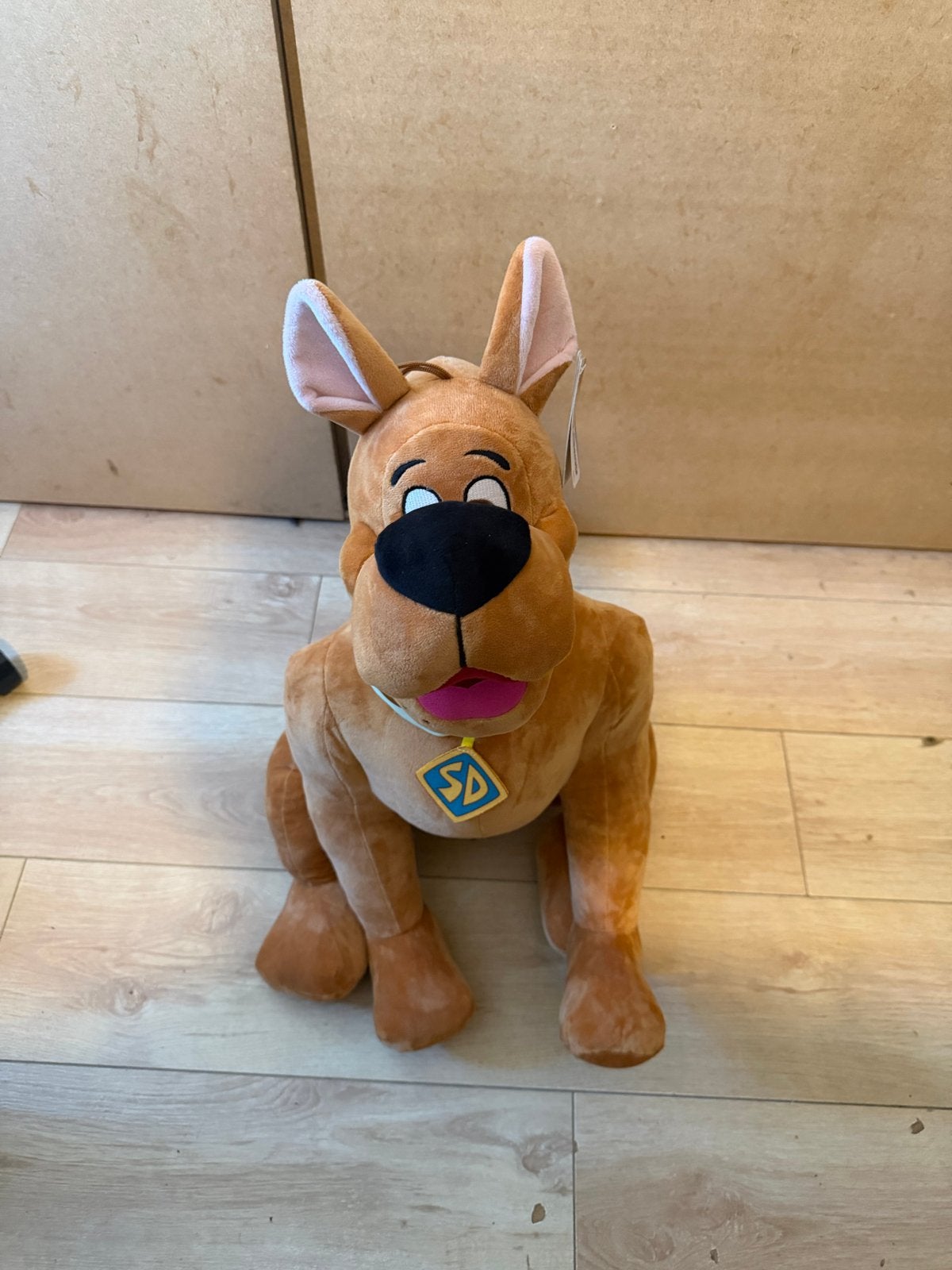 NIEUW XXL Scooby-Doo knuffel 70cm met origineel prijskaartje, Overige karakters, Zo goed als nieuw, Middelgroot (20 tot 80 cm)