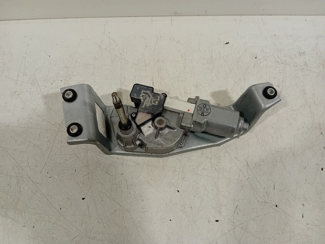 Ruitenwissermotor achter BMW 1 serie, Onderdelen@venauto.nl, Van der Ven Autorecycling B.V., Gebruikt, Ettenseweg 76, 4706 PB Roosendaal, The Netherlands