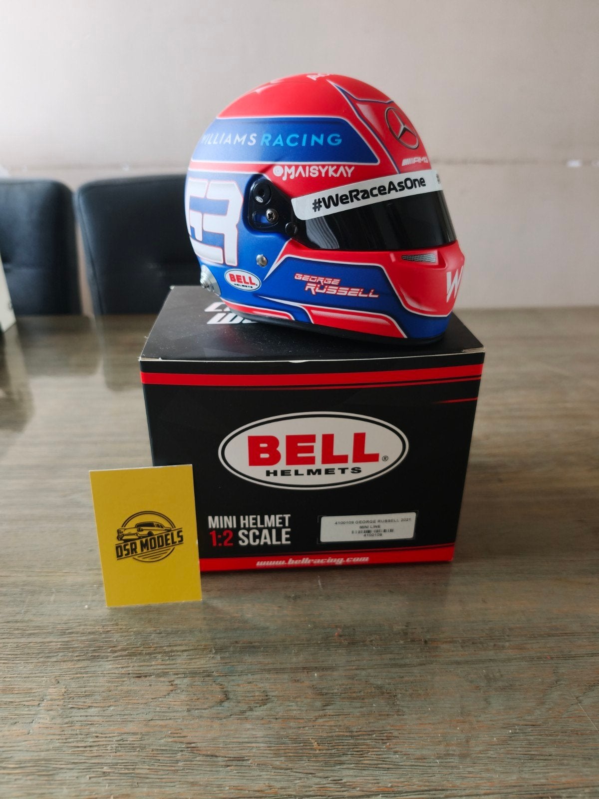 George Russell 2021 F1 Mini Helm 1:2 Schaal, Verzamelen, Ophalen of Verzenden, Zo goed als nieuw, Formule 1