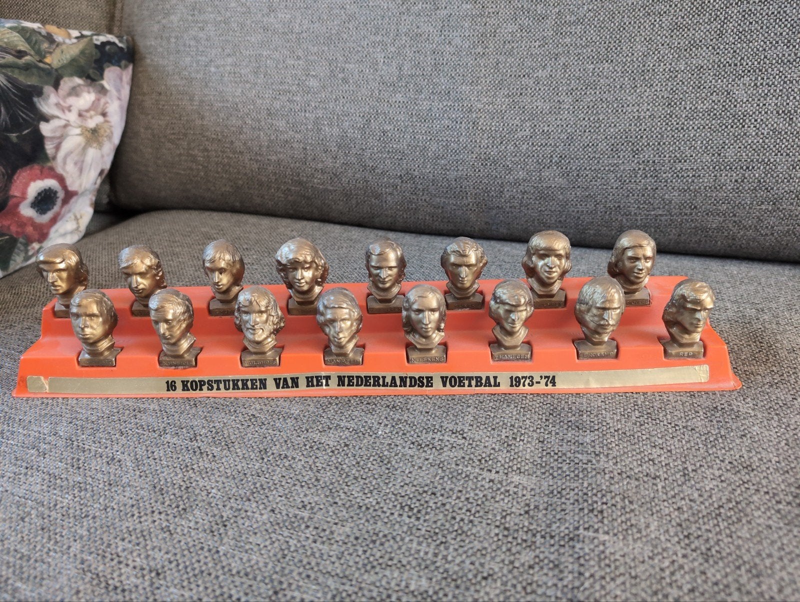 16 Kopstukken Nederlands Voetbal 1973-1974, Ophalen of Verzenden, Gebruikt, Overige binnenlandse clubs, Beeldje of Poppetje