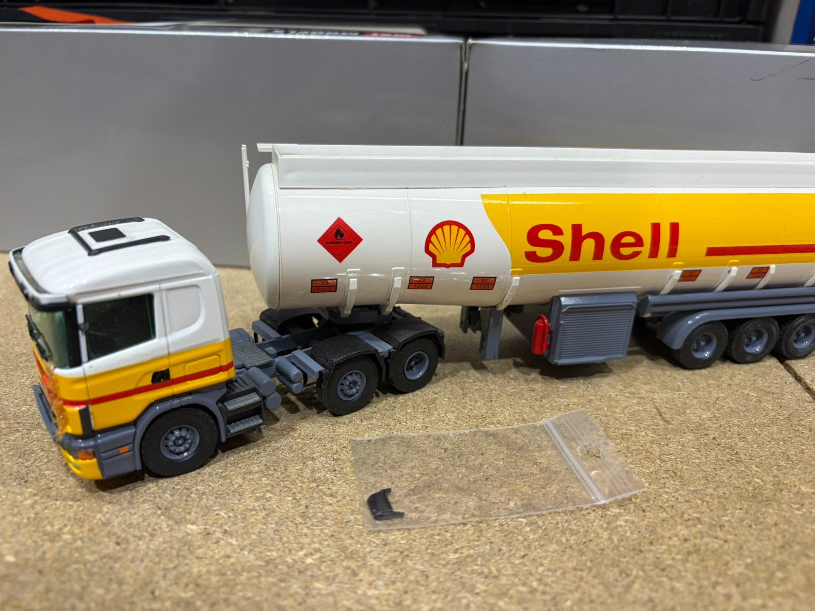 TEKNO SCANIA 124 L SHELL, Ophalen of Verzenden, Gebruikt, Bus of Vrachtwagen, Tekno