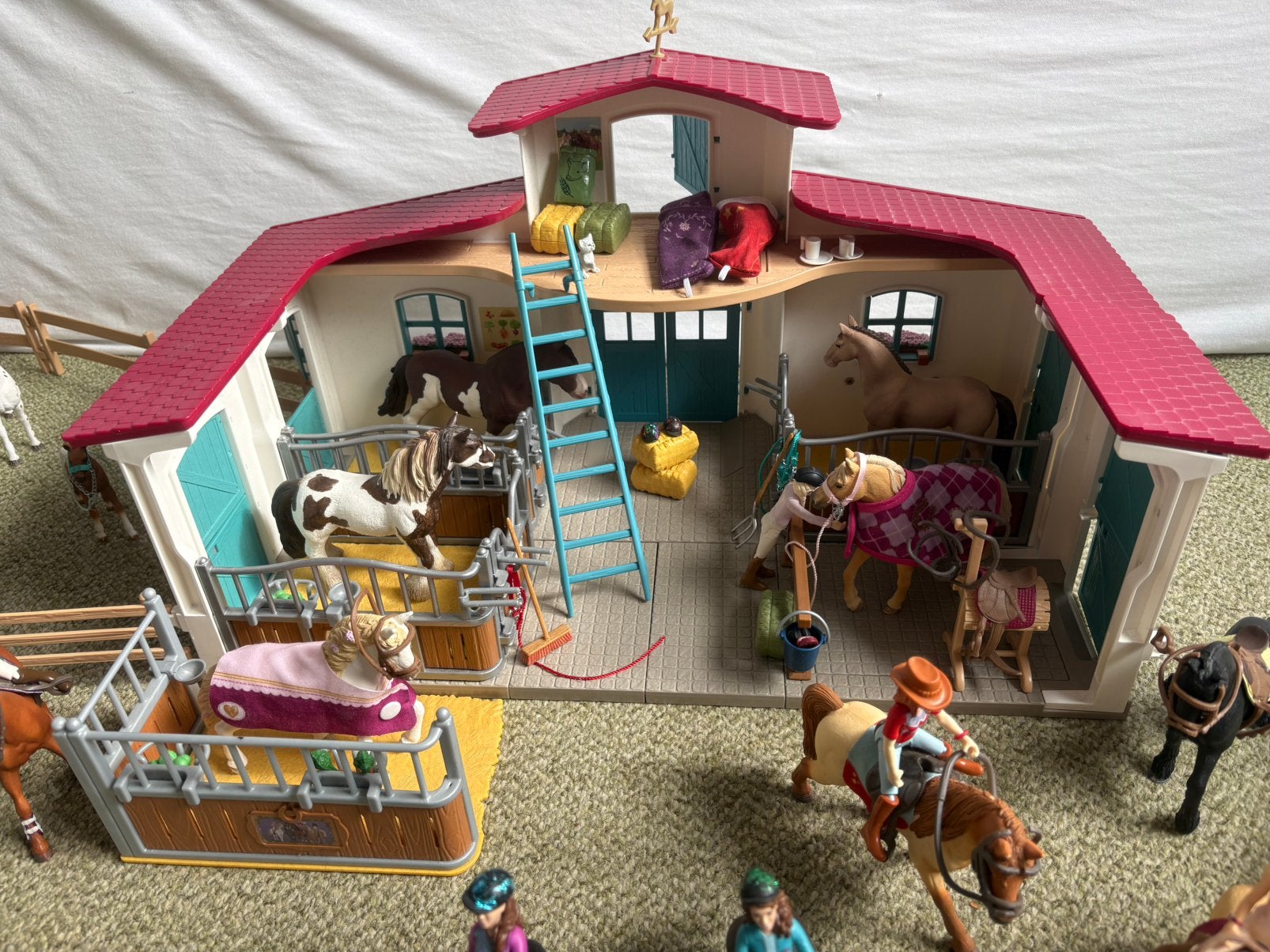 Schleich paarden, stallen, manege, Ophalen, Zo goed als nieuw, Jongen of Meisje