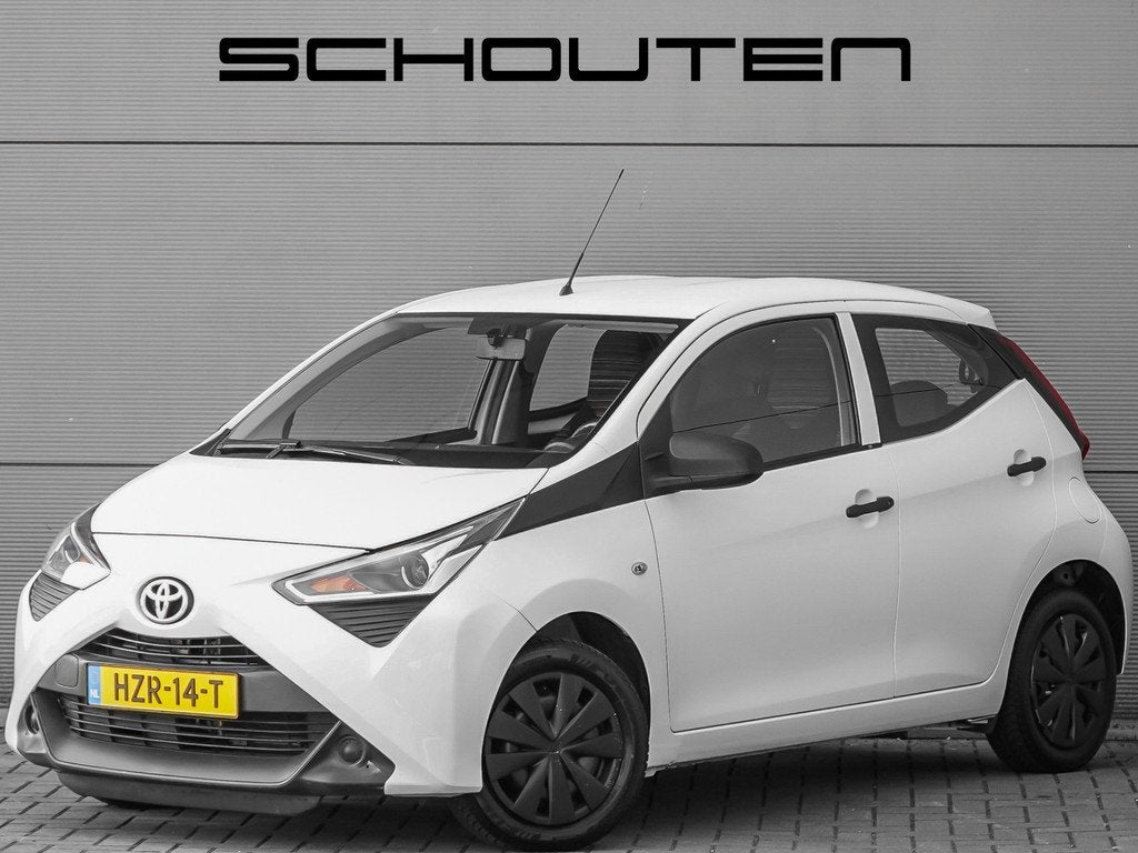 Toyota Aygo 1.0 VVT-i x 5 Deurs Airco CarPlay (bj 2021), Auto's, Toyota, Voorwielaandrijving, 12 maanden, Stof, Gebruikt