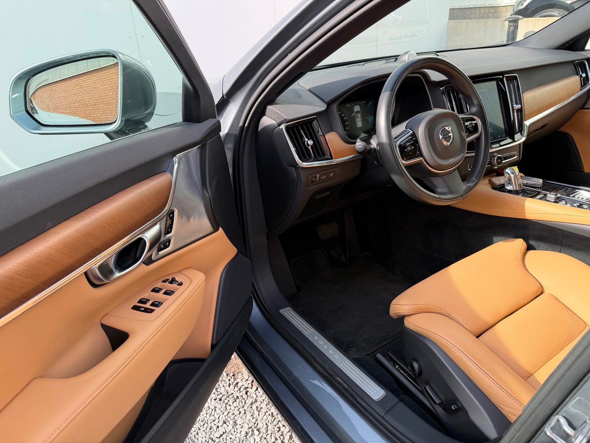 Volvo S90 2.0 T8 AWD Inscription | 2018 |, Automaat, Dealer onderhouden, Gebruikt, 4 cilinders