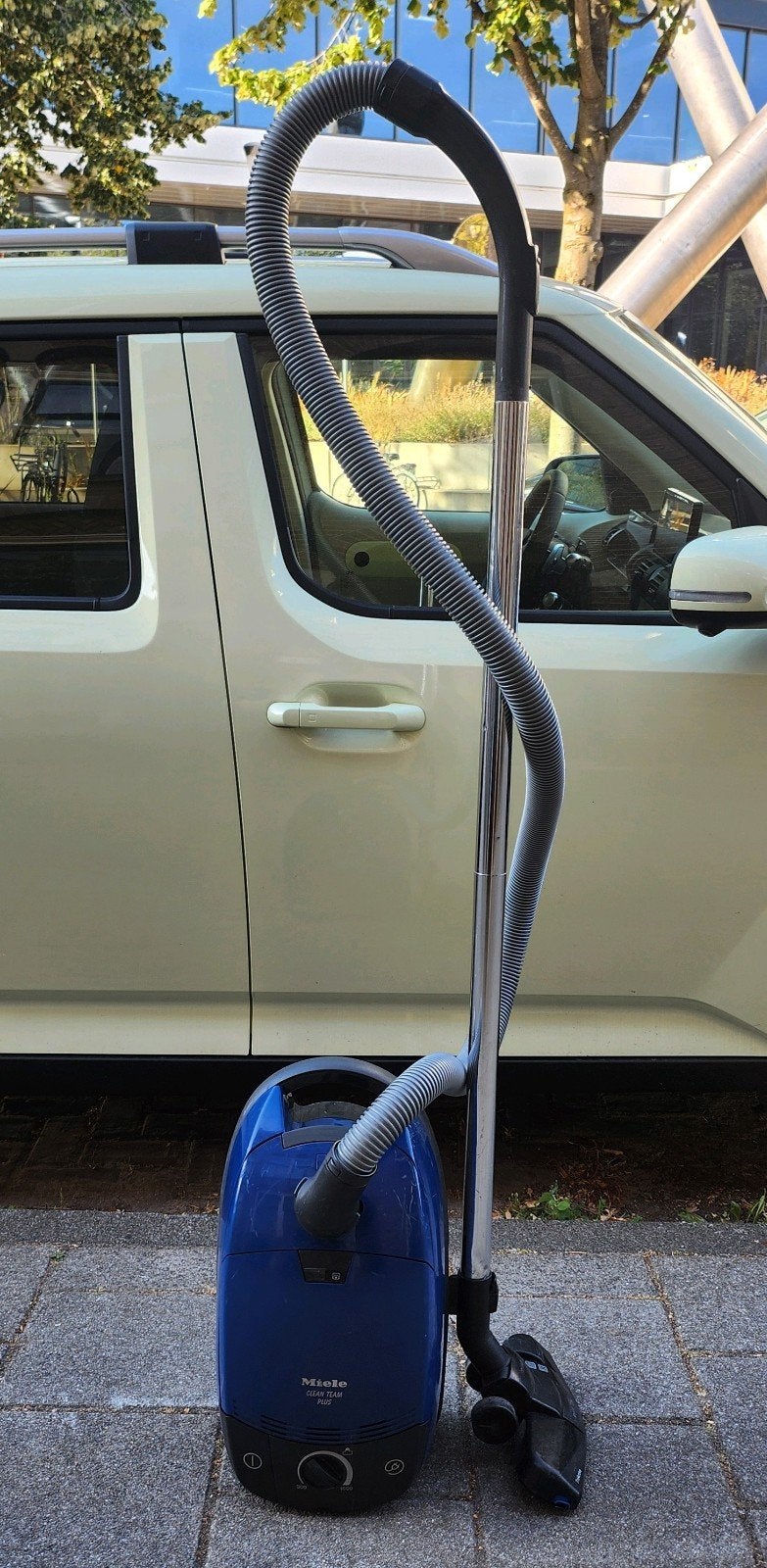 Miele AirClean Plus Stofzuiger, Ophalen