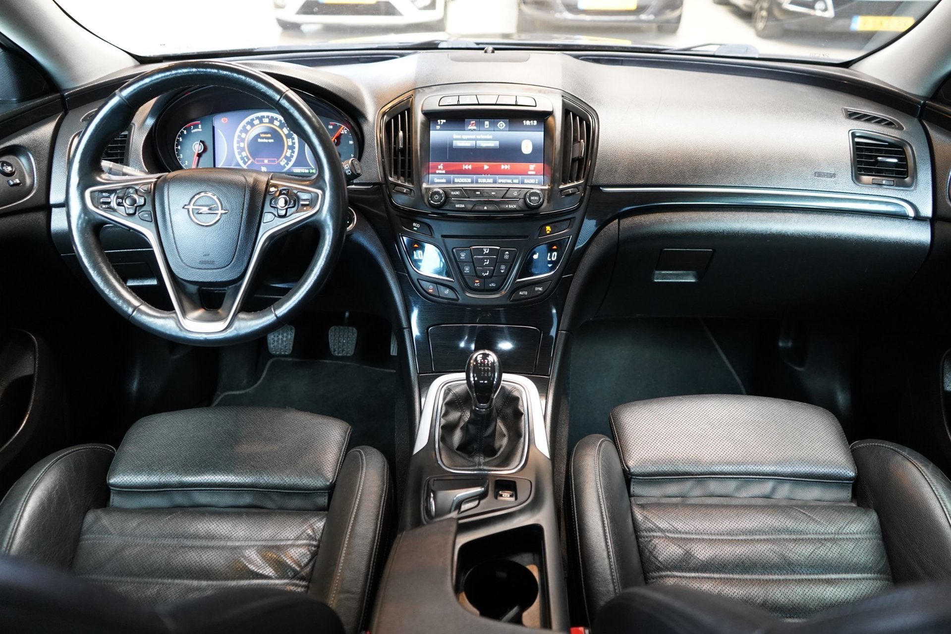 Opel Insignia 1.4 T EcoFLEX Cosmo | STOELVERW | | STUURVERW., Voorwielaandrijving, Euro 6, 4 cilinders, Zwart