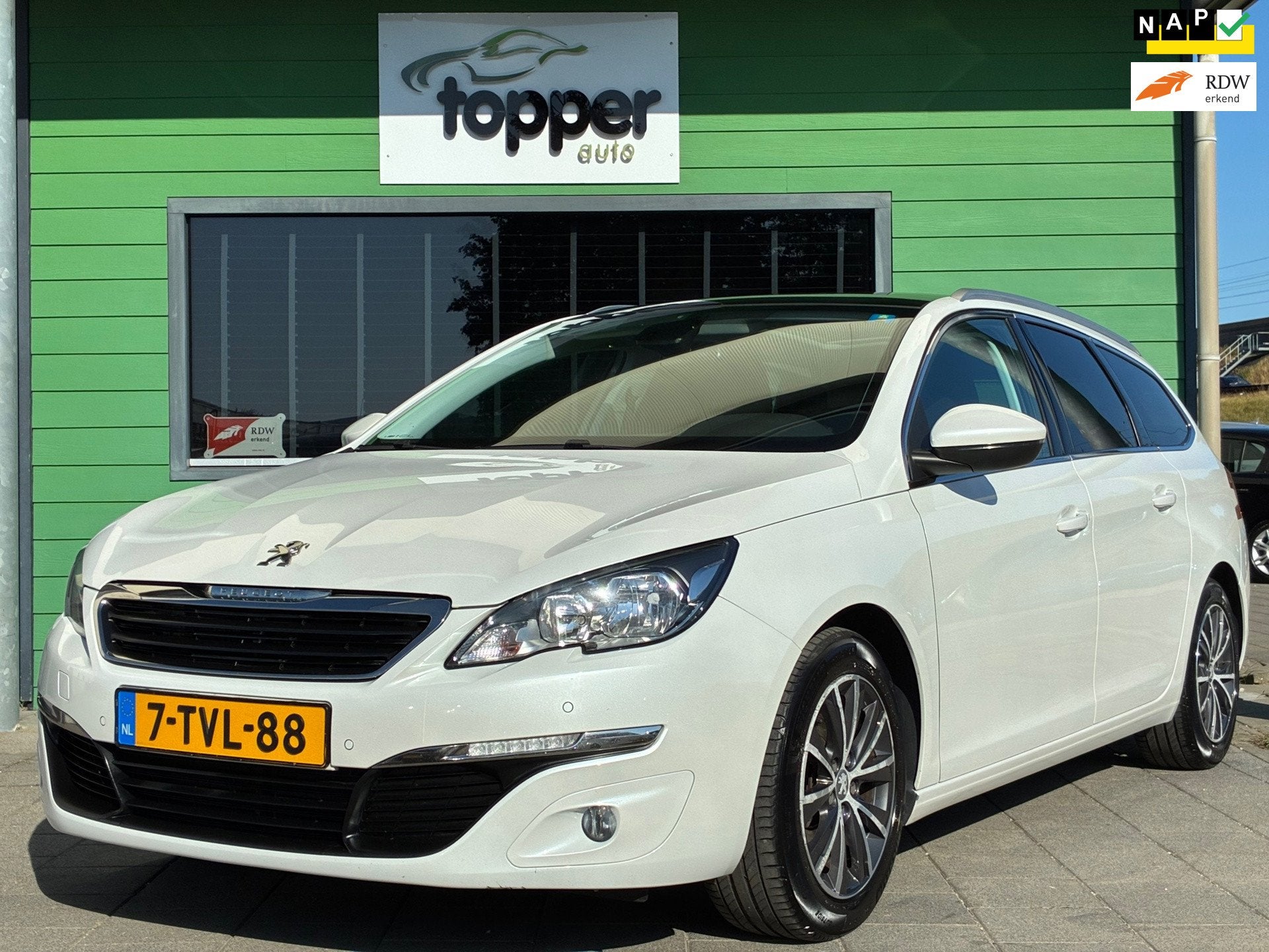 Peugeot 308 SW 1.6 BlueHDI Blue Executive|EXPORT|2e Eigenaar, Voorwielaandrijving, Gebruikt, 4 cilinders, Wit