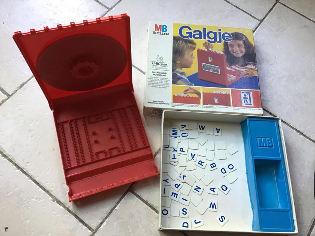 MB Spellen Galgje - Klassiek Woordspel, Een of twee spelers, Ophalen of Verzenden, Gebruikt