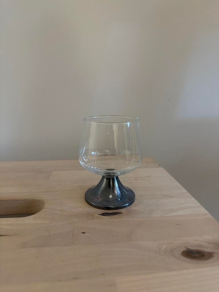 Klein borrelglaasje - 4x7 cm - In goede staat, Ophalen of Verzenden, Zo goed als nieuw, Borrel- of Shotglas