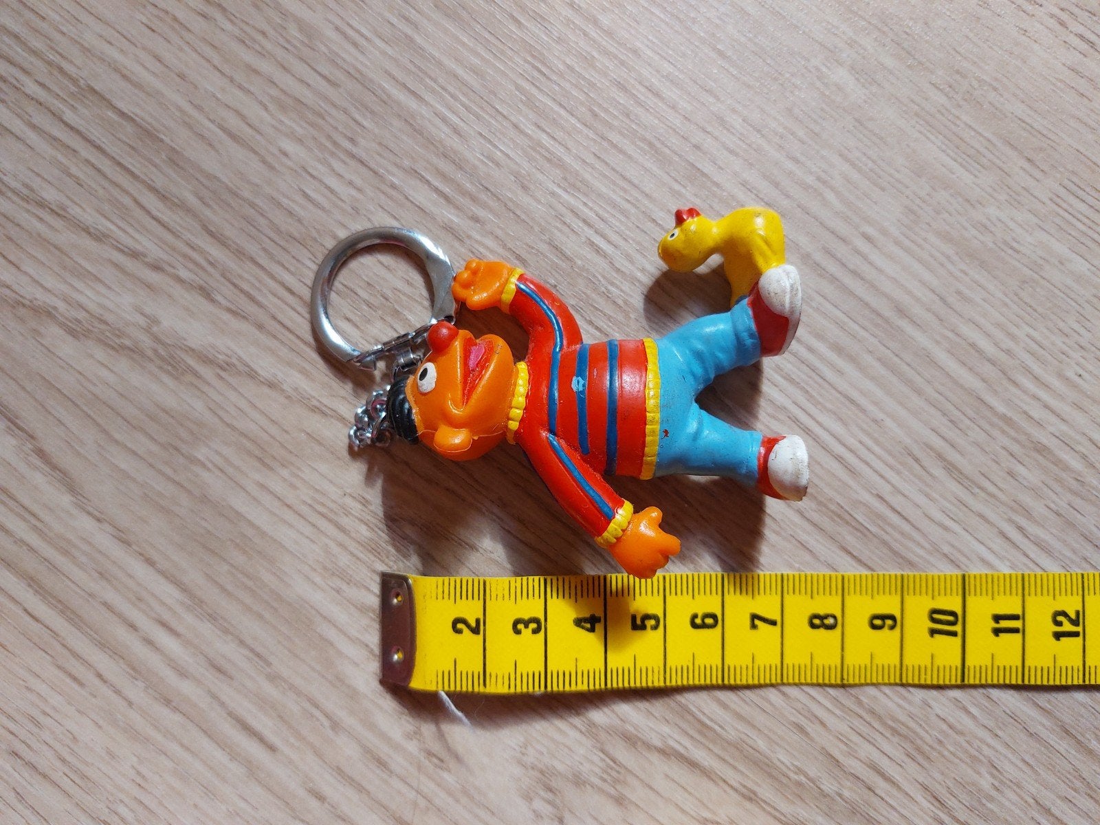 Sesamstraat Ernie sleutelhanger 8 cm *, Verzamelen, Ophalen of Verzenden