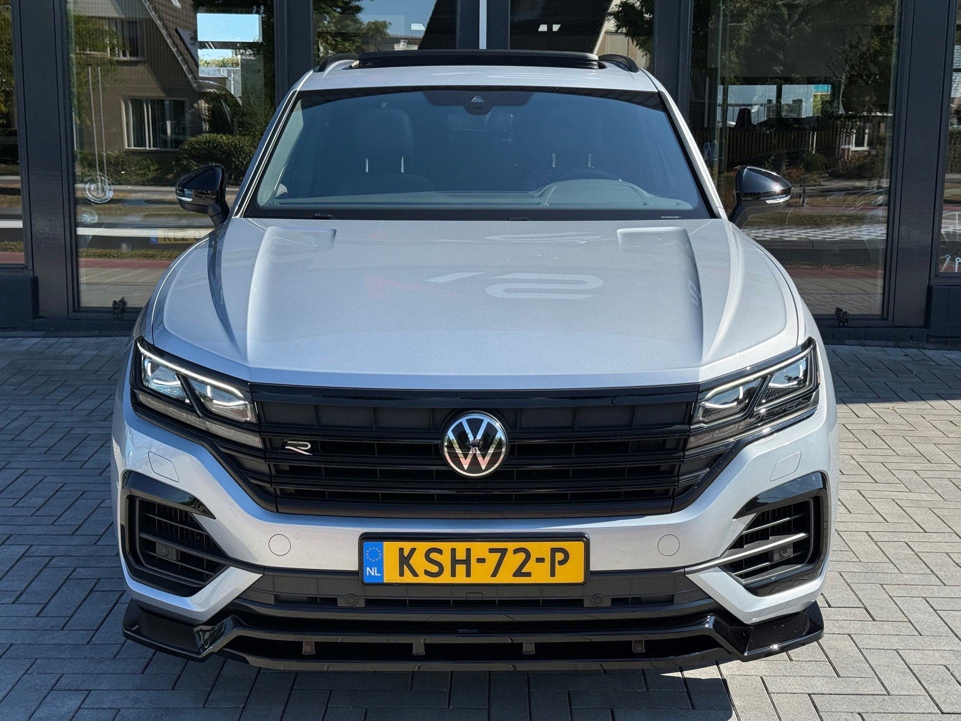 Volkswagen Touareg 3.0 TSi eHybrid R Line 4MOTION 462PK Maxt, Auto's, Automaat, Gebruikt, 2995 cc, 462 pk