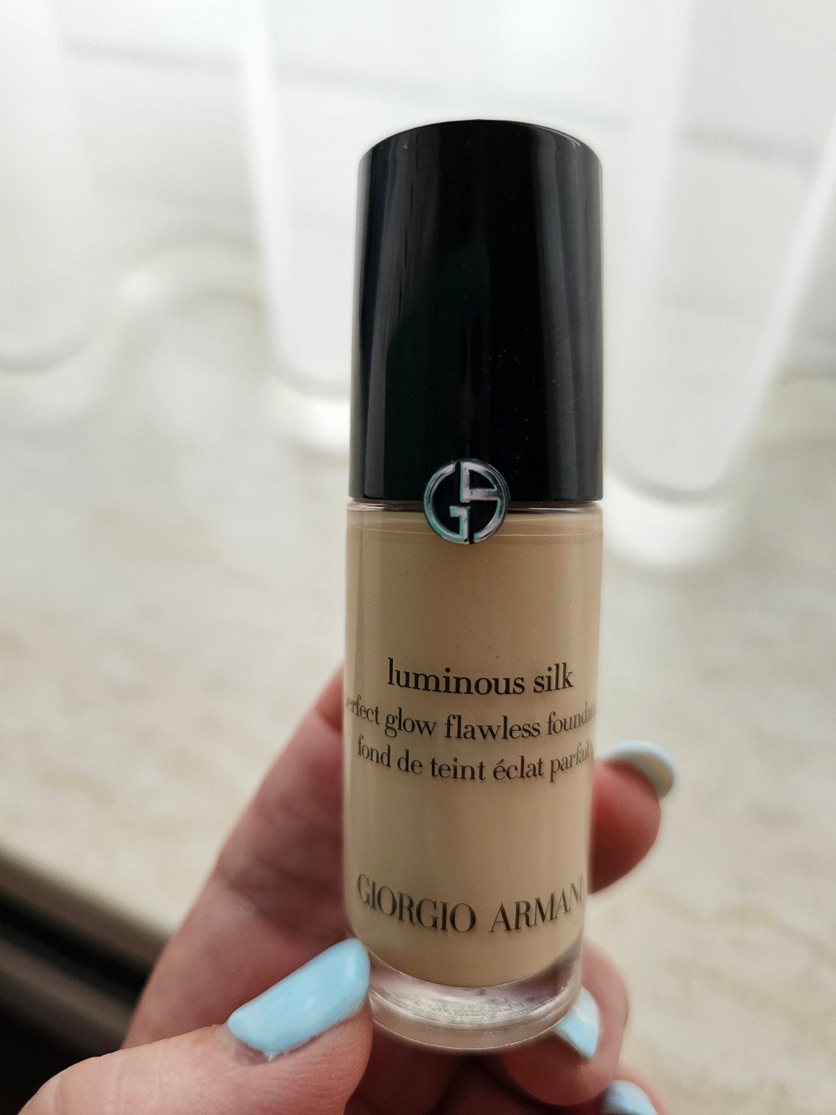 Zgan Georgio Armani Luminous Silk Foundation 3 incl.verz €17, Verzenden, Zo goed als nieuw, Beige, Gehele gezicht