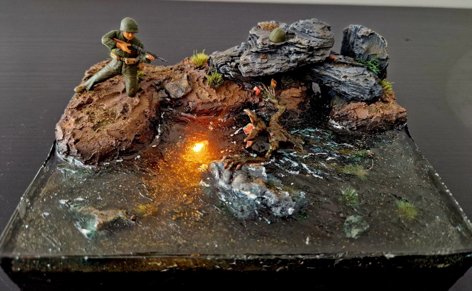 Diorama 1:35 - Soldaat vs. Demogorgon (Stranger Things), Hobby en Vrije tijd, Ophalen of Verzenden, Nieuw, 1:35 tot 1:50, Diorama