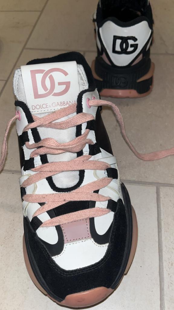 D&G Dolce & Gabbana sneakers - Zo goed als nieuw!, Ophalen of Verzenden, Zo goed als nieuw, Zwart, Sneakers of Gympen