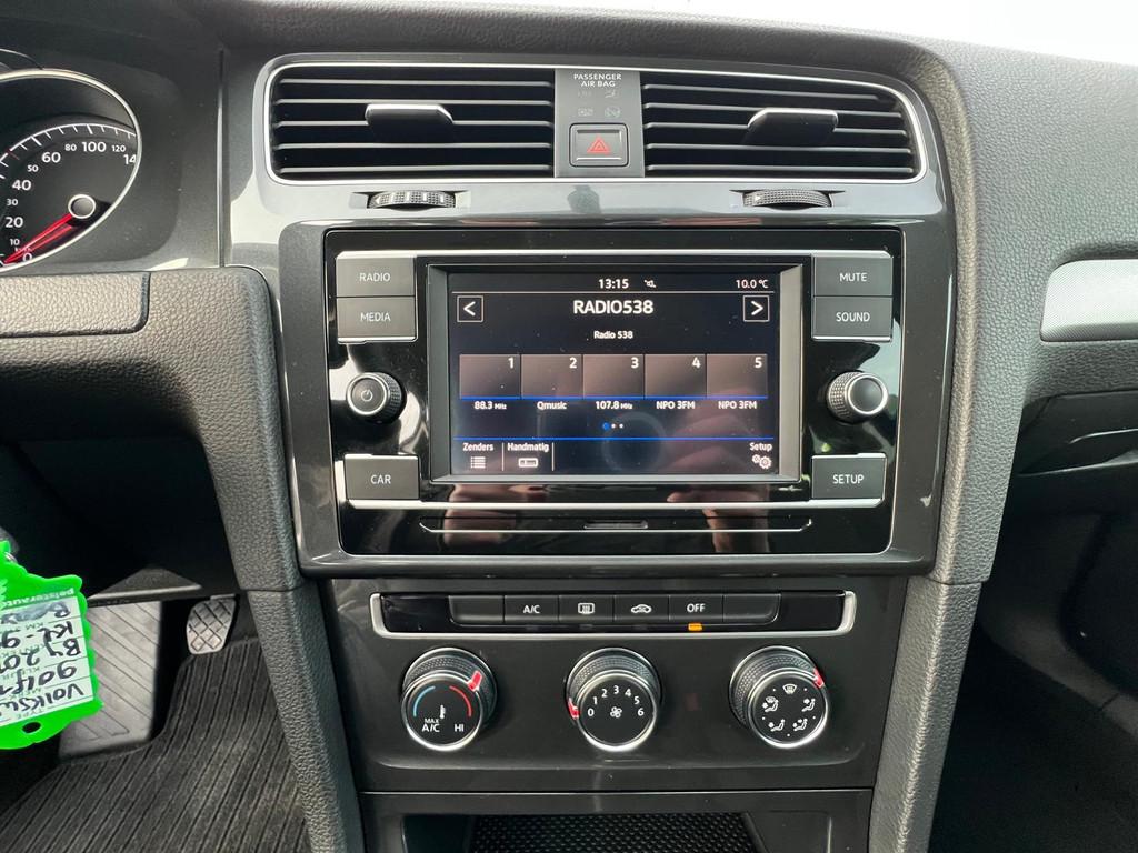 Volkswagen Golf 1.0 TSI TRENDLINE BJ018 AIRCO FACELIFT, Auto's, Voorwielaandrijving, Stof, Gebruikt, Euro 6