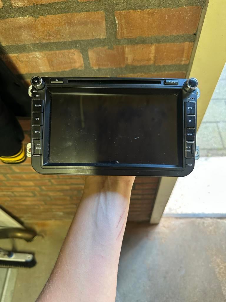 VW Golf 5/6 Radio met touchscreen, Ophalen, Zo goed als nieuw