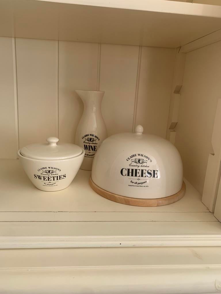 Claire Wilson’s set, Ophalen, Zo goed als nieuw, Overige stijlen, Bord(en)