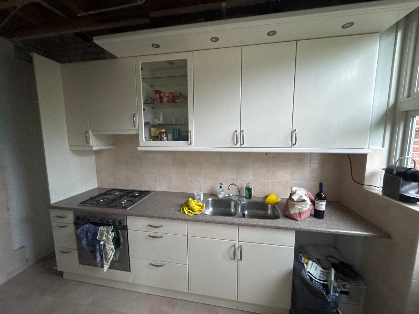 Oude keuken met inbouwapparatuur, Ophalen, Gebruikt, Enkelwandige keuken, Kunststof