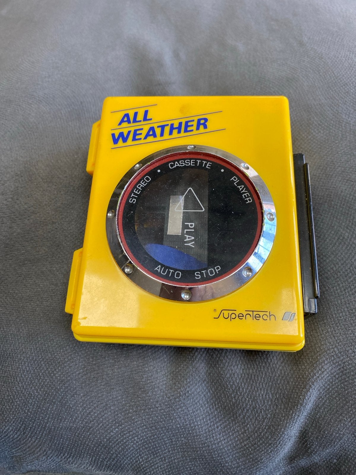 Supertech All Weather Cassette Player - Geel, Ophalen of Verzenden, Walkman