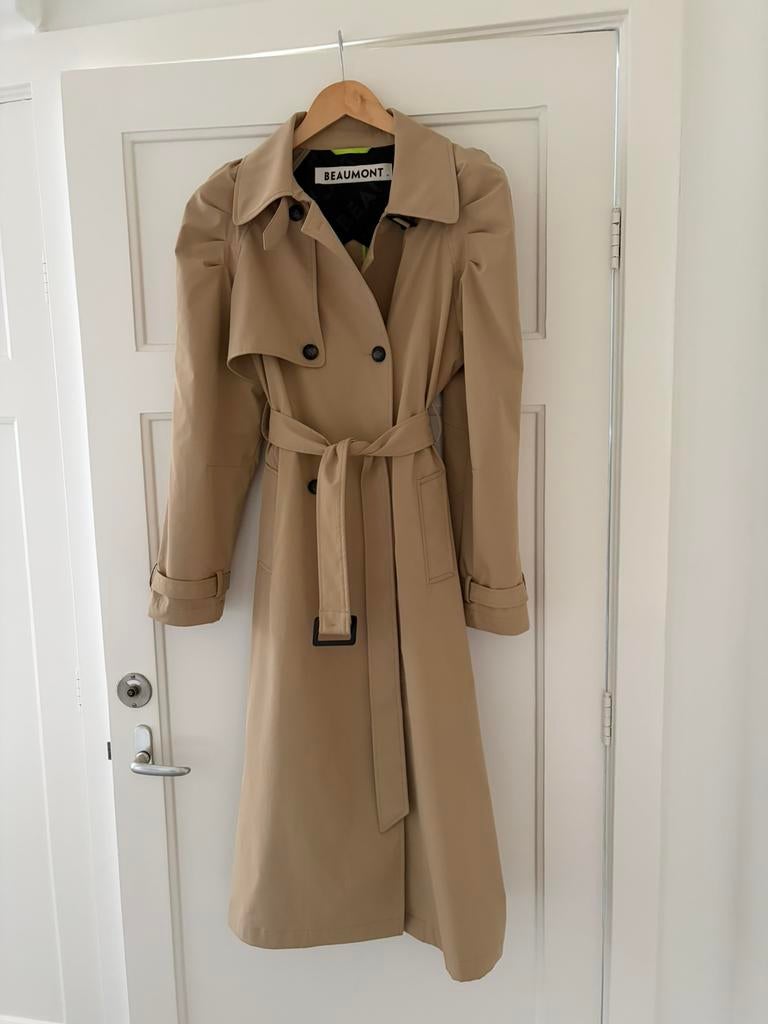 Trenchcoat, Ophalen of Verzenden, Zo goed als nieuw, Maat 38/40 (M), Beige