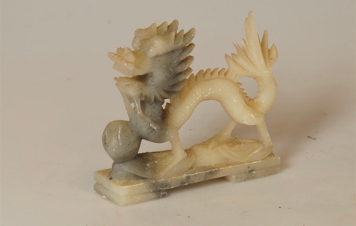 Vintage Chinees drakenbeeld - handgesneden speksteen, Ophalen of Verzenden