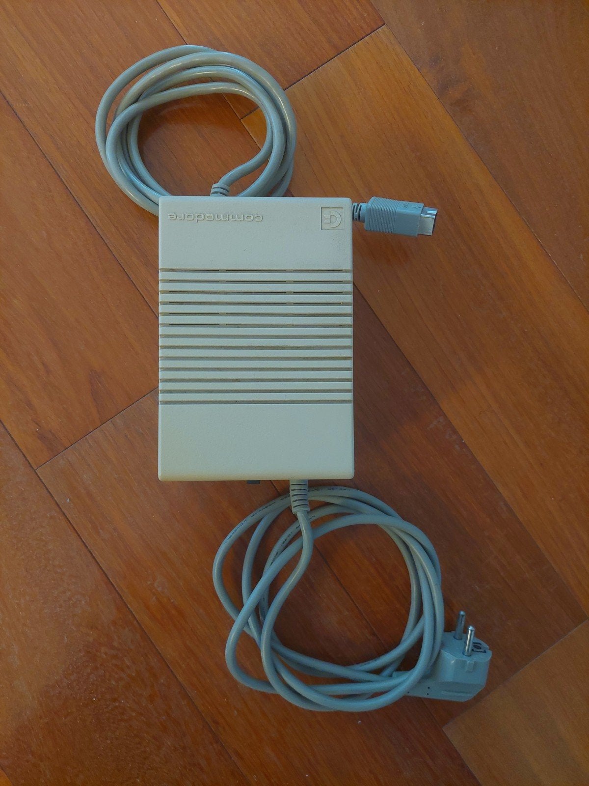 Commodore A 500 voeding / power supppy, Amiga, Ophalen of Verzenden, Zo goed als nieuw, Overige modellen, Overige typen