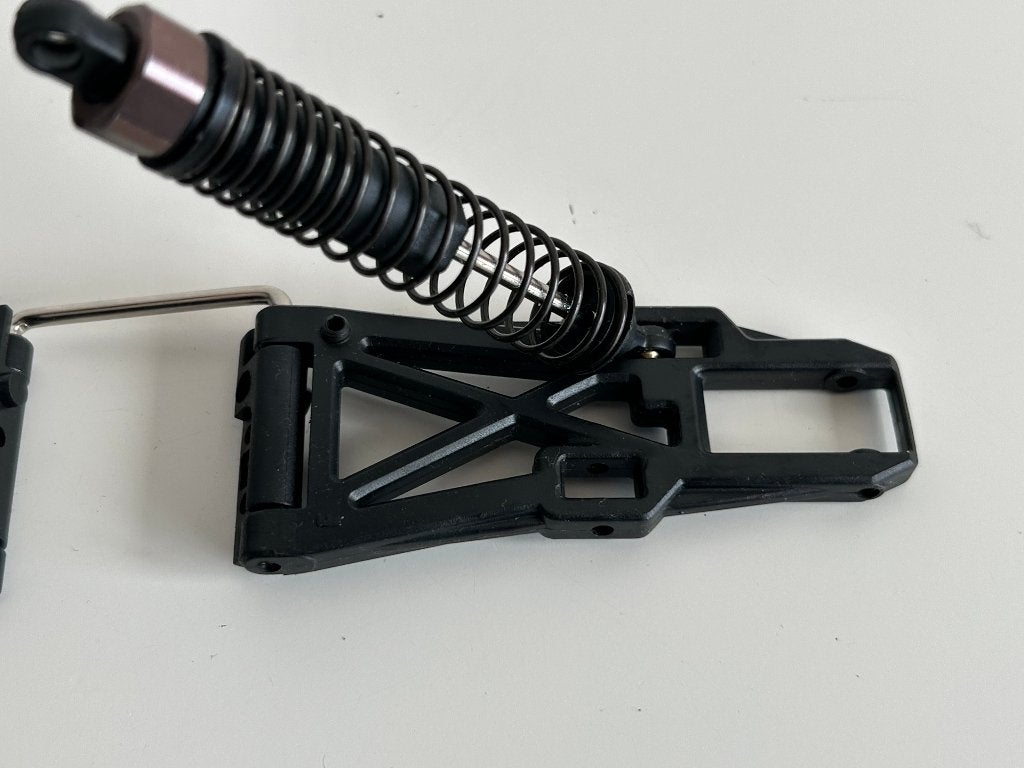 Ophanging rc auto modelbouw, Hobby en Vrije tijd, Ophalen of Verzenden, Gebruikt, Overige schalen, Onderdeel