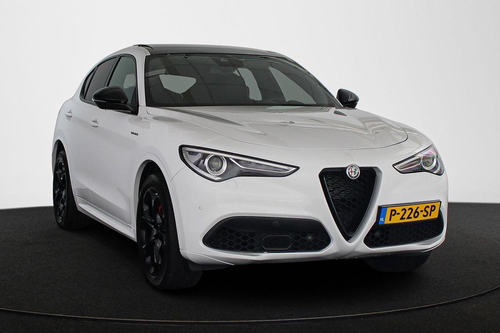 Alfa Romeo Stelvio 2.0T 280pk AWD Veloce / Origineel NL / Pa, 4 cilinders, 1655 kg, Wit, Bedrijf