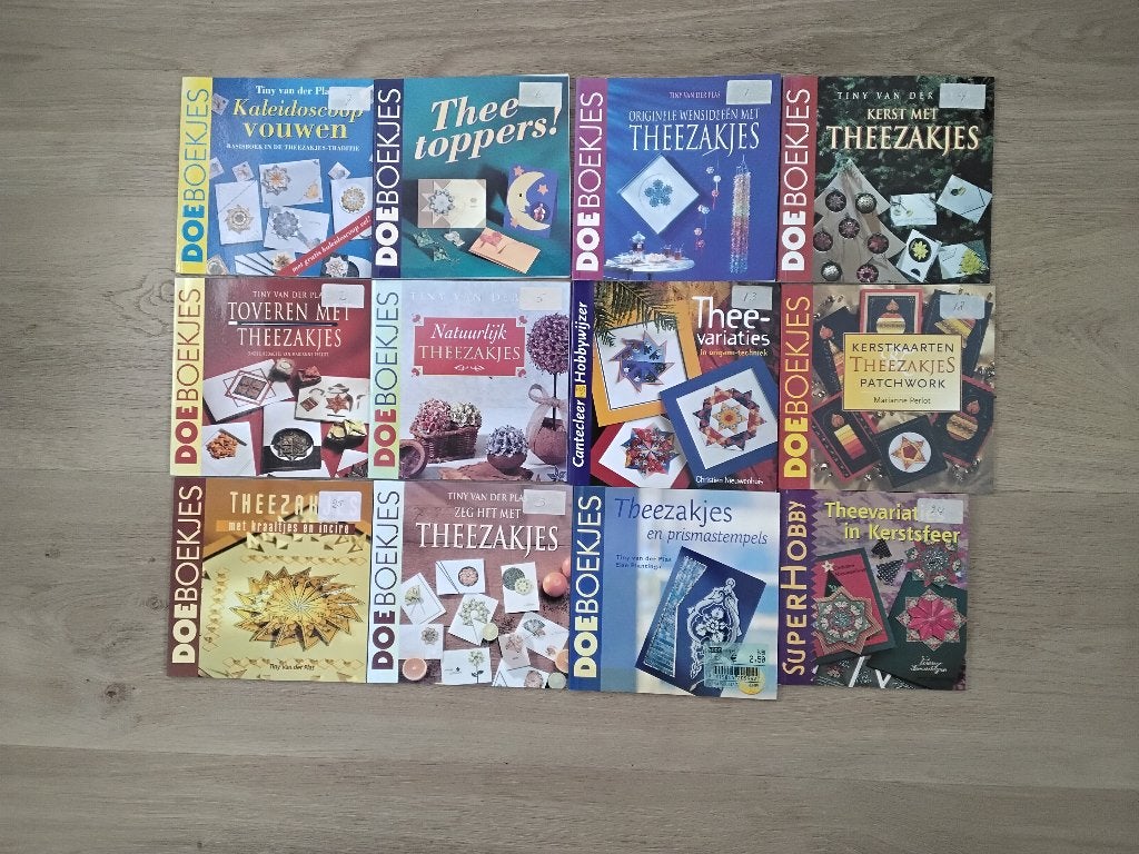 Grote collectie theezakjes knutselboeken, Ophalen, Boek, Vol