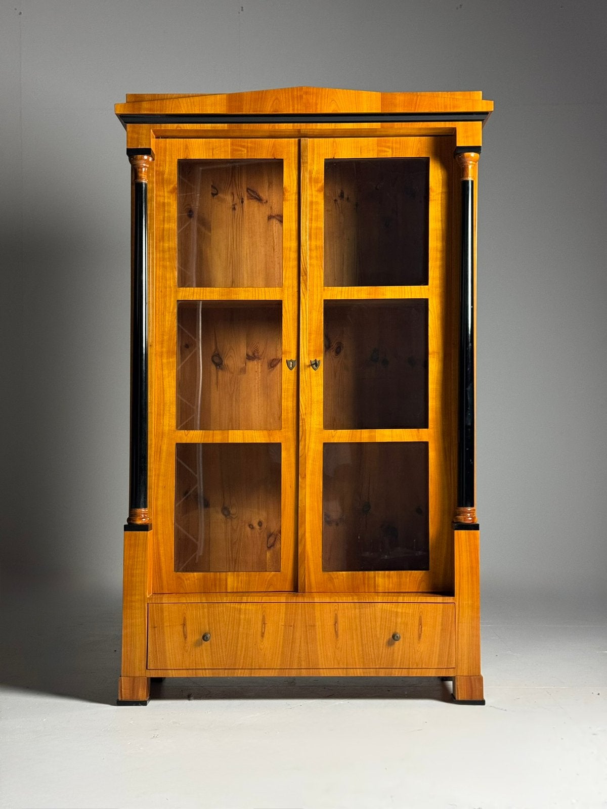 Duitse Biedermeier Vitrine 19e eeuw, Ophalen of Verzenden
