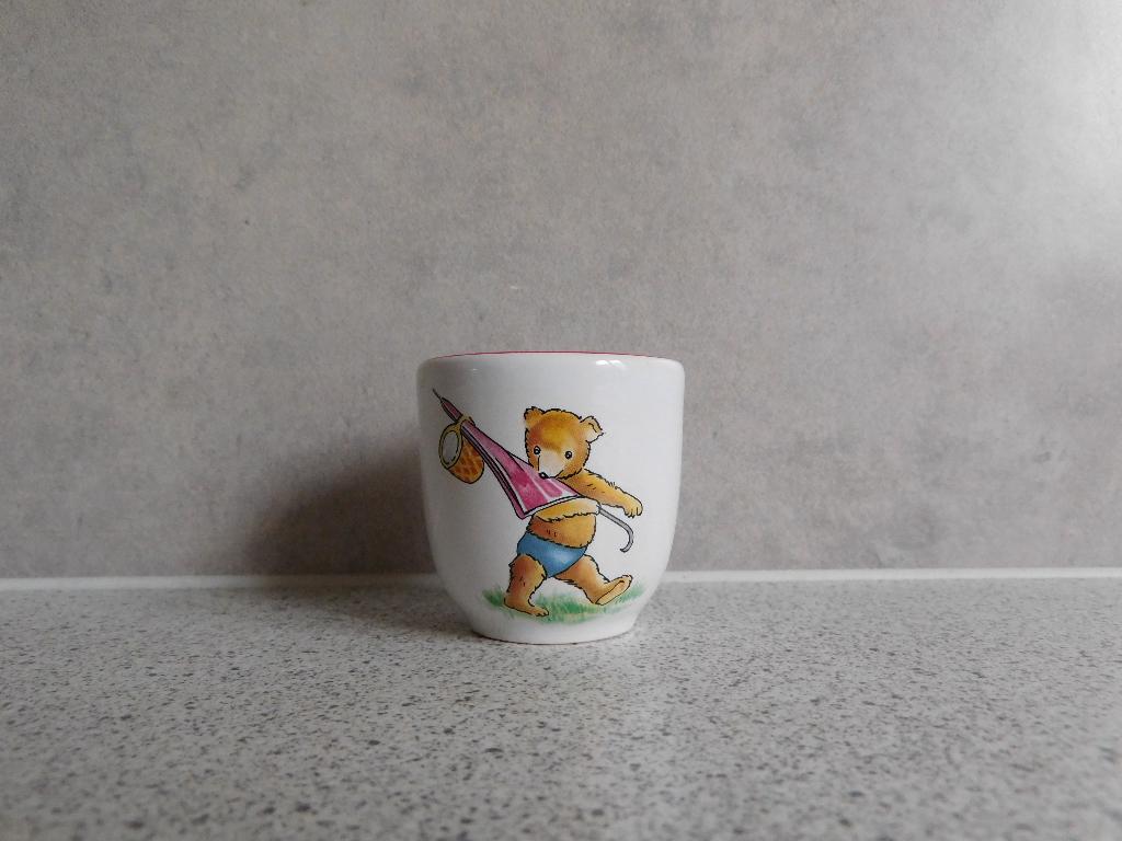 Eierdop Bear Summer Made in England, Huis en Inrichting, Keuken | Servies, Overige typen, Ophalen of Verzenden, Zo goed als nieuw