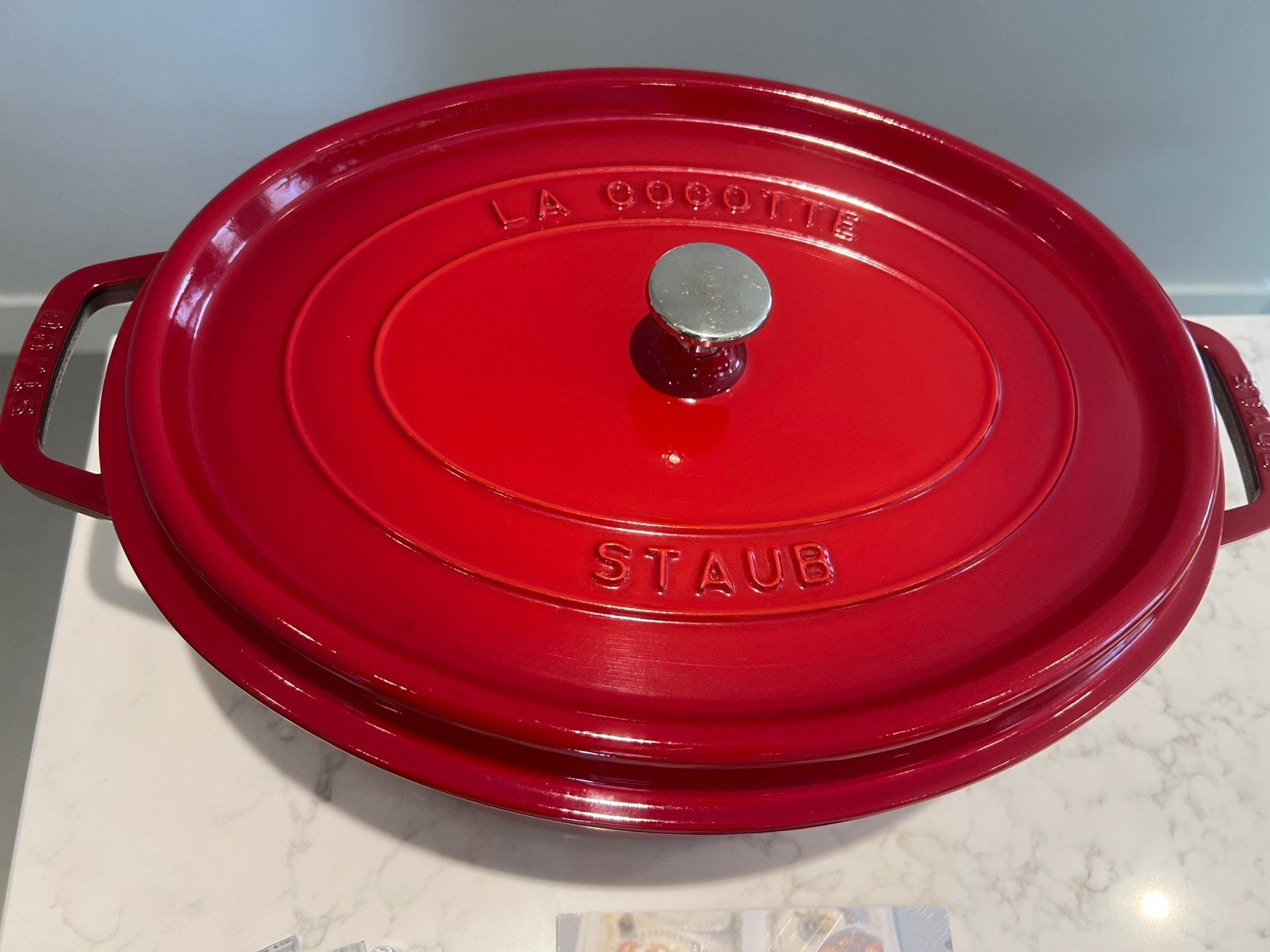 Staub La Cocotte 37 cm Cerise in super staat!, Ophalen of Verzenden, Zo goed als nieuw, Staub, Nvt