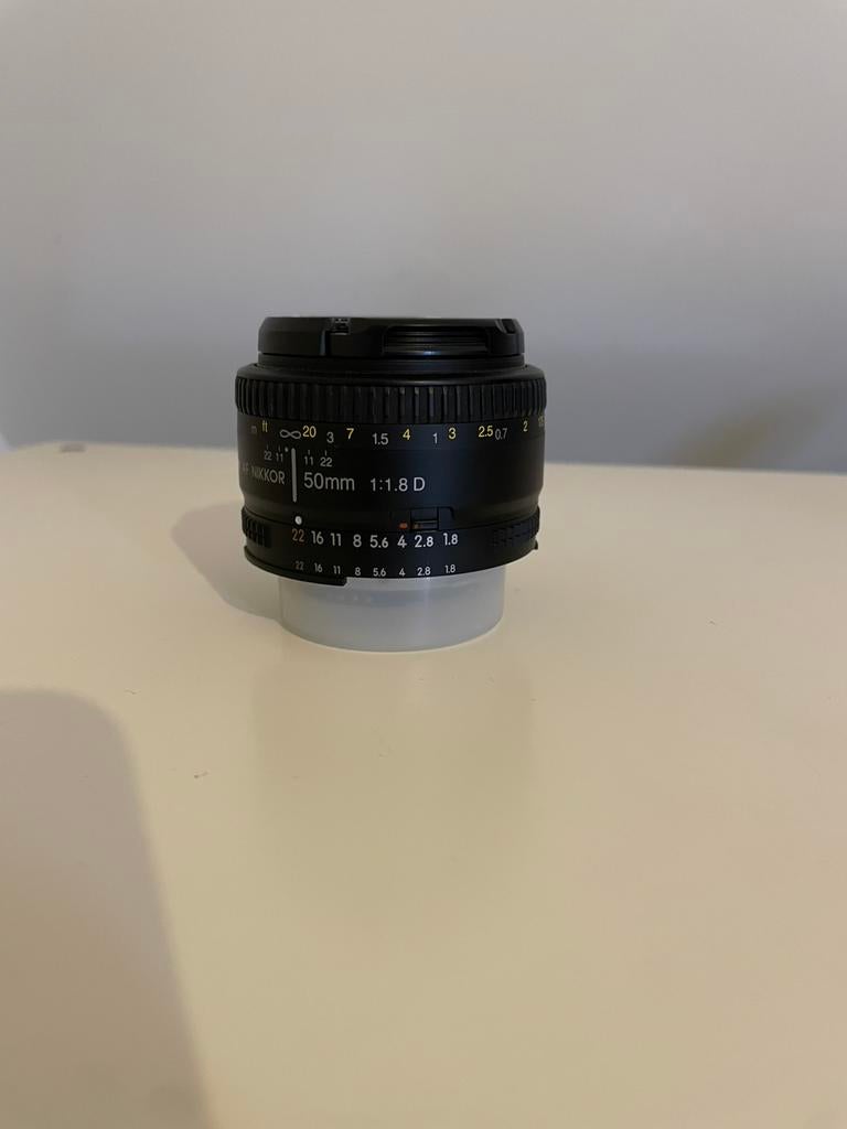 Nikon 50mm f1.8D, Ophalen of Verzenden, Zo goed als nieuw, Standaardlens