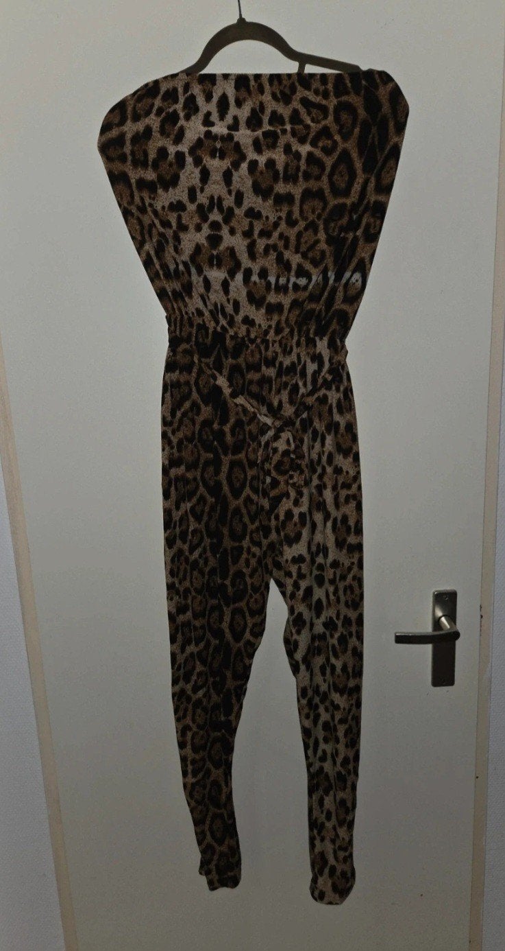 Club L Strapless Panterprint Jumpsuit Maat XL, Kleding | Dames, Bruin, Maat 46/48 (XL) of groter, Ophalen of Verzenden, Zo goed als nieuw