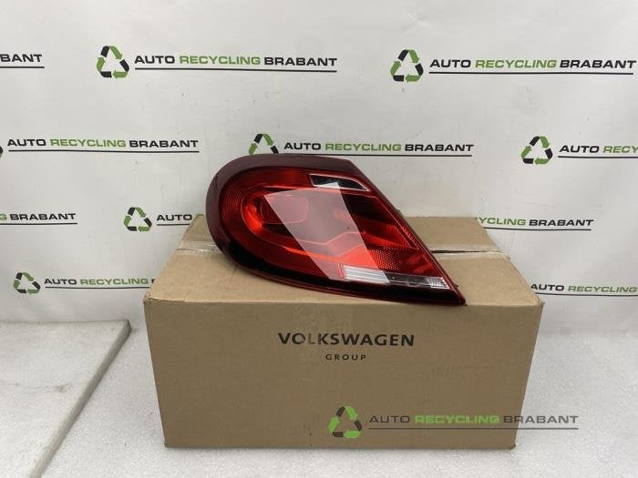 Achterlicht links van een Volkswagen Beetle, Gebruikt, -, Volkswagen, -