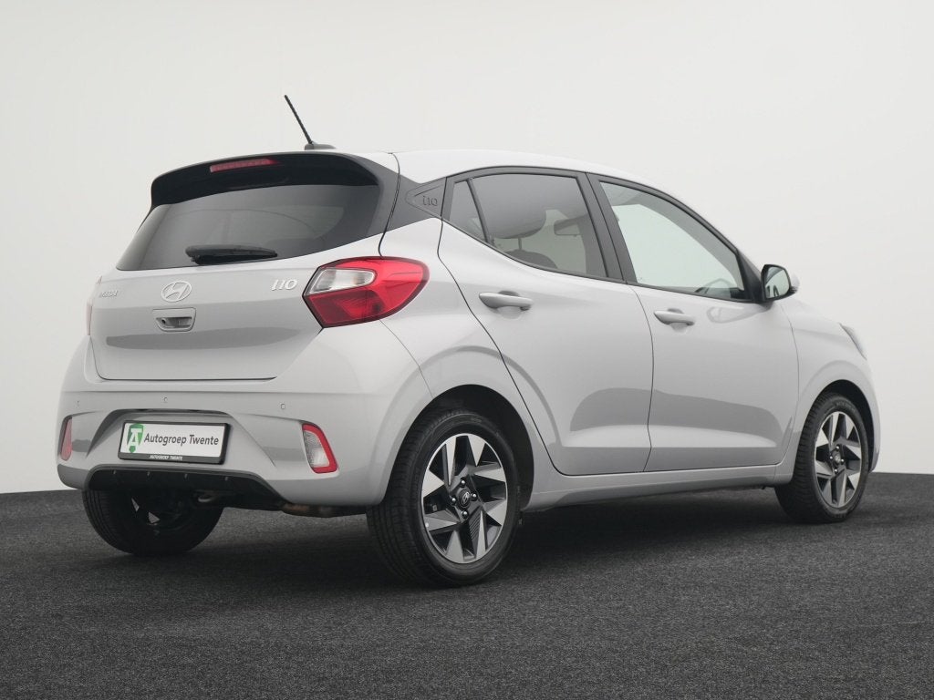 Hyundai i10 1.0 Comfort 5-zits | 15'' Velgen | Private lease, Keurmerk '100% Onderhouden', Stof, Gebruikt, Zwart